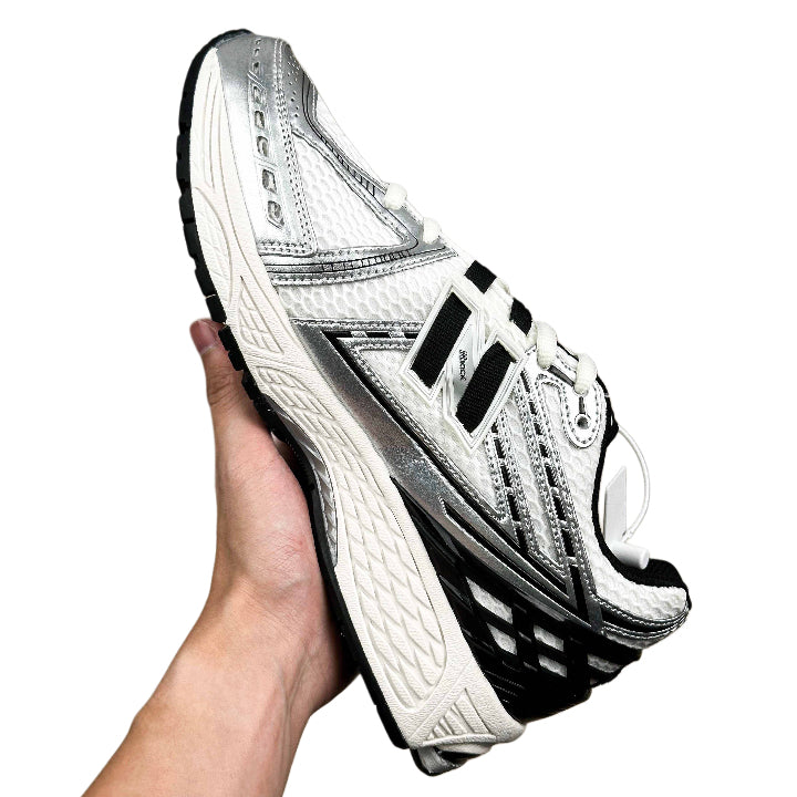 New Balance 1906R white silver